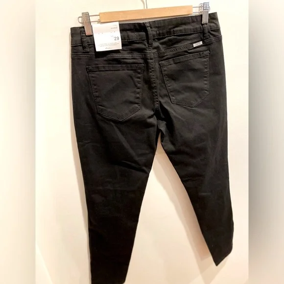KanCan, Size 10, Black, Distressed Jean - NWT - Picture 7 of 11